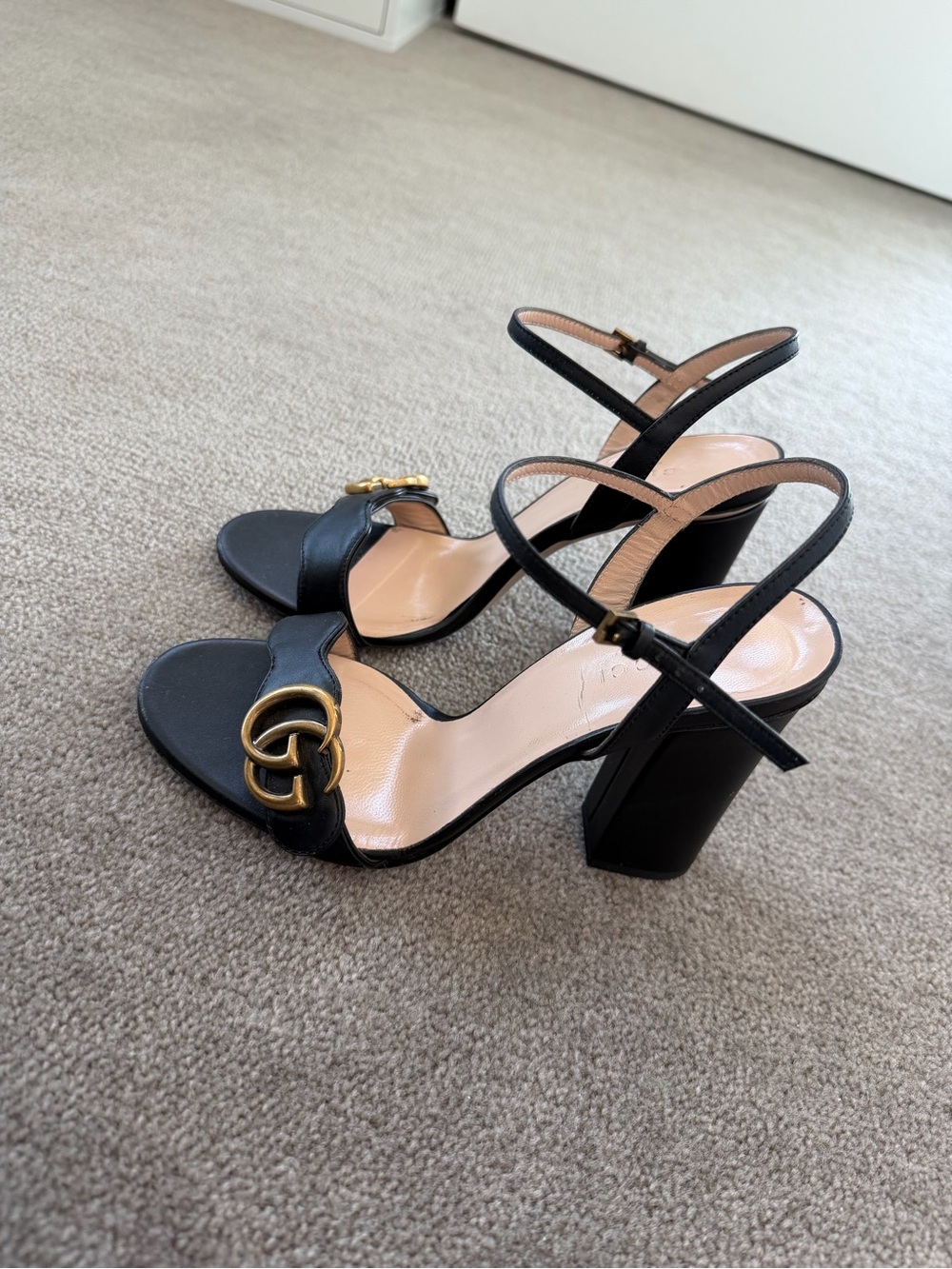 Gucci Heels - Picture 2 of 8